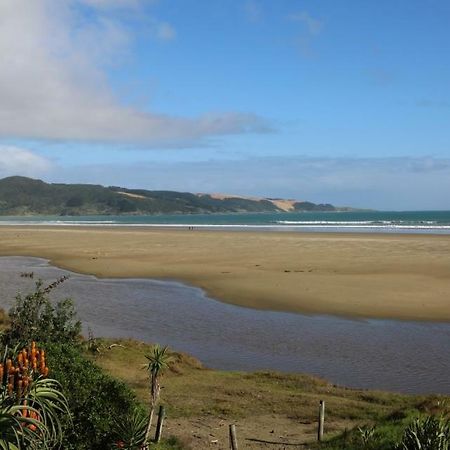 Gems Seaside Lodge Ahipara Buitenkant foto