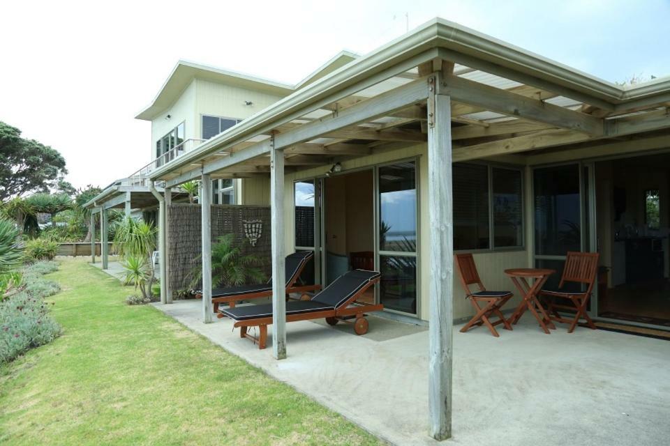 Gems Seaside Lodge Ahipara Buitenkant foto