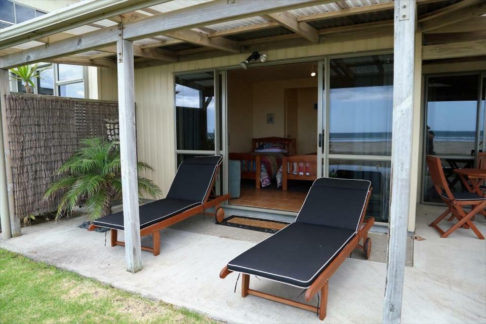Gems Seaside Lodge Ahipara Buitenkant foto