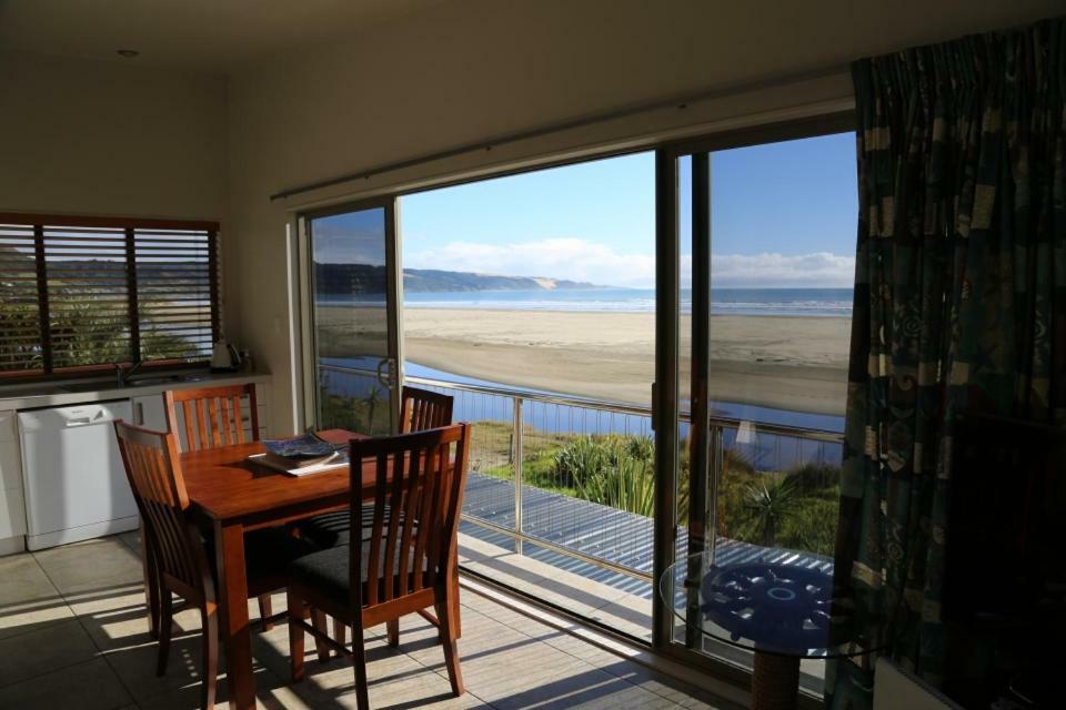 Gems Seaside Lodge Ahipara Buitenkant foto